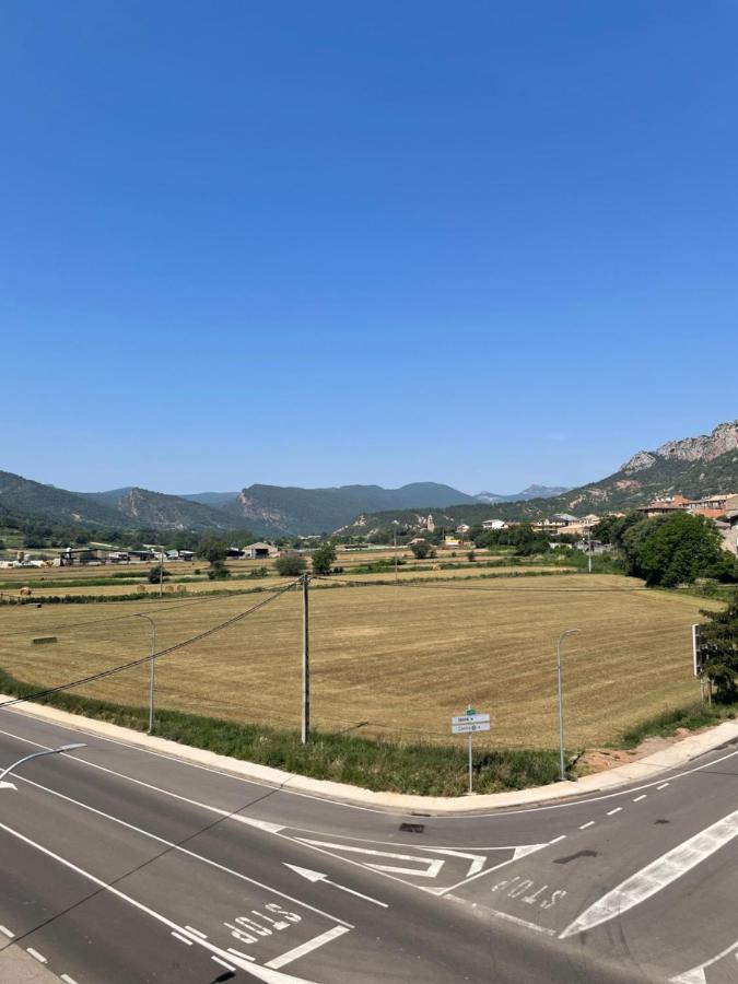 Apartamento Con Estupendas Vistas A Coll de Nargó Dış mekan fotoğraf
